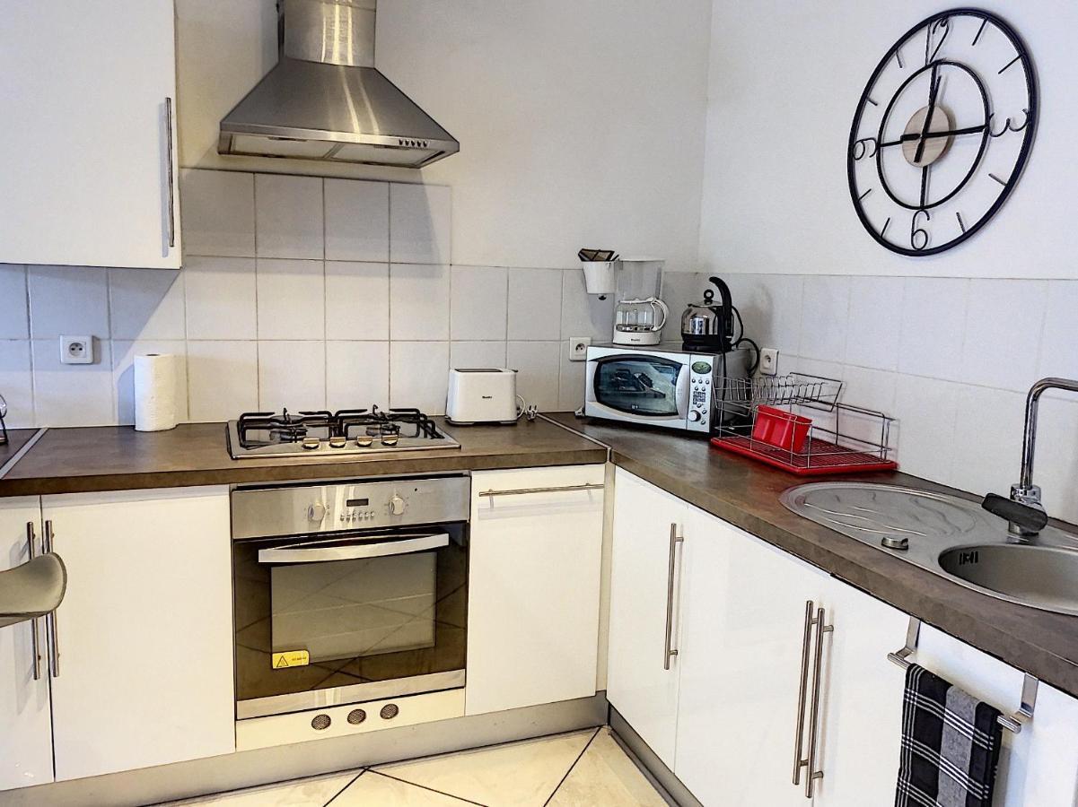 Grand Appartement Spacieux A 5 Min Du Centre Ville Αζάτσιο Εξωτερικό φωτογραφία